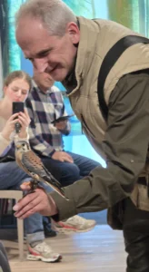 Ook op 2 maart 2026 was er een roofvogelshow van De Valkenhof.